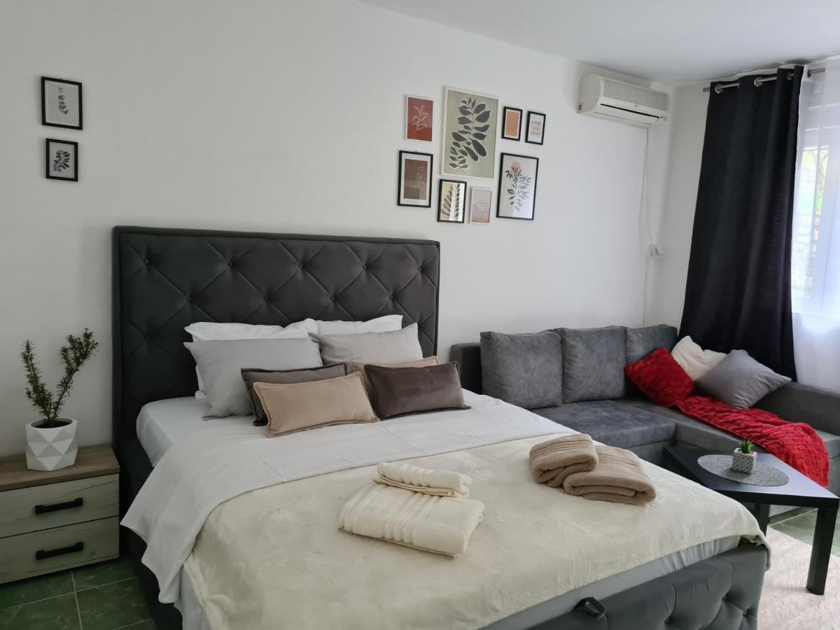 Apartman Rosemary Sveti Stefan Ngoại thất bức ảnh