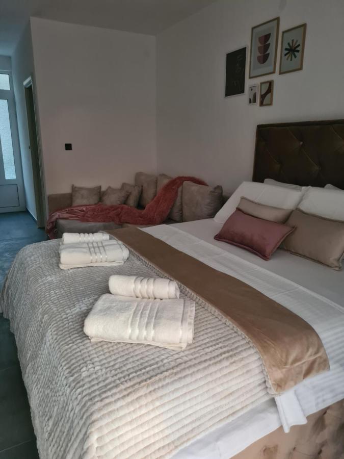Apartman Rosemary Sveti Stefan Ngoại thất bức ảnh